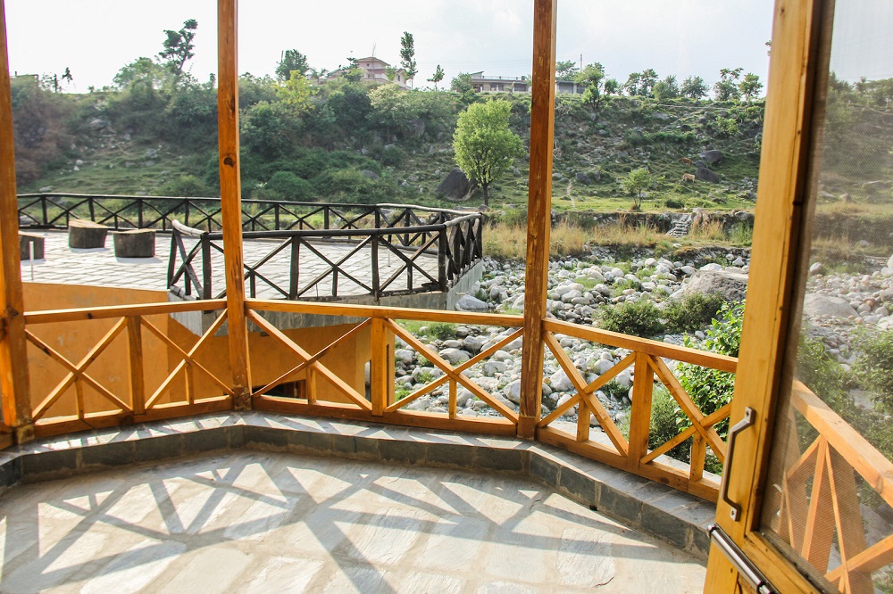 Outdoor Dining Experiences